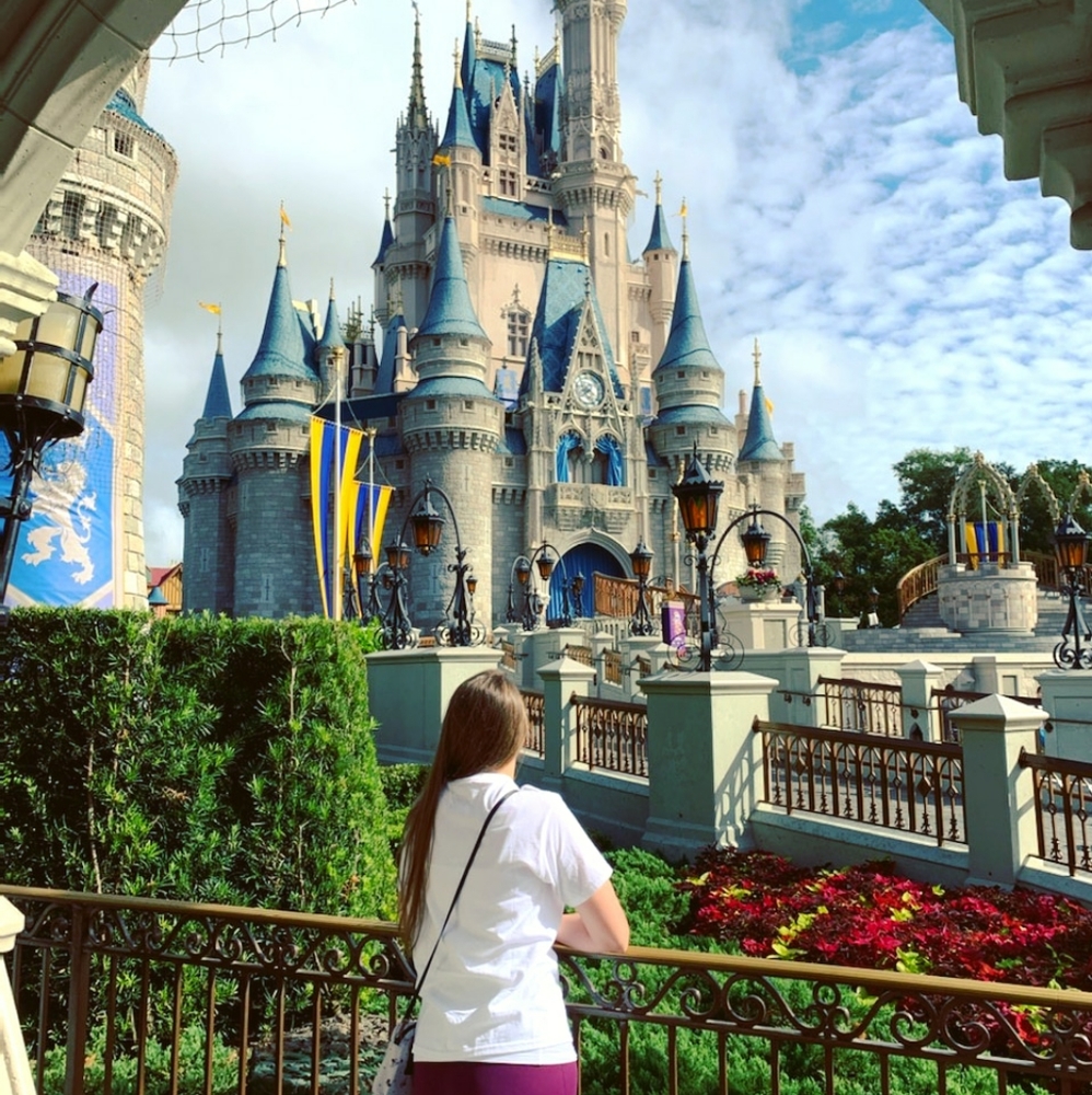 Meet your Posher, Mia